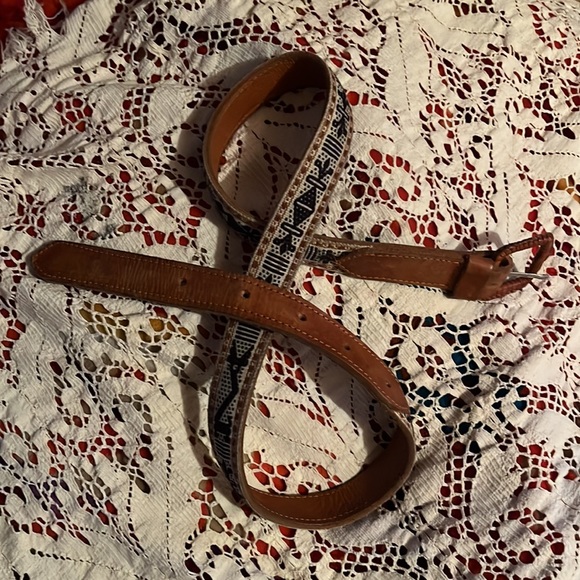 Genuine leather and macrame belt - Picture 2 of 8